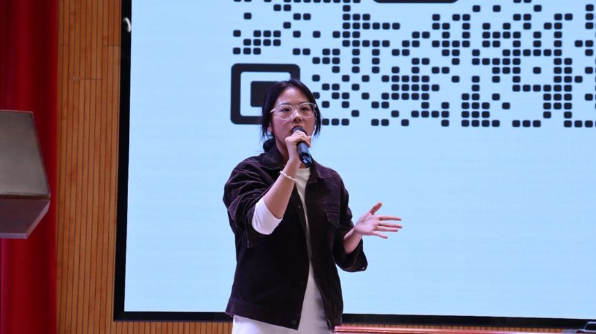 就业的紧密链接