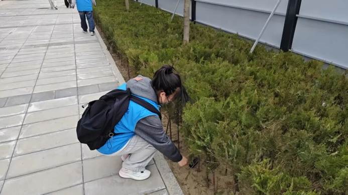 志愿者们以青春之名