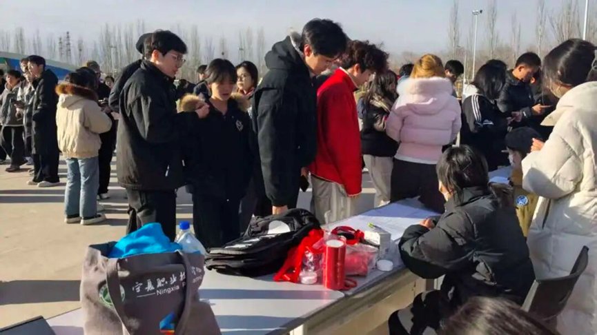 走出宿舍奔赴这场青春之约