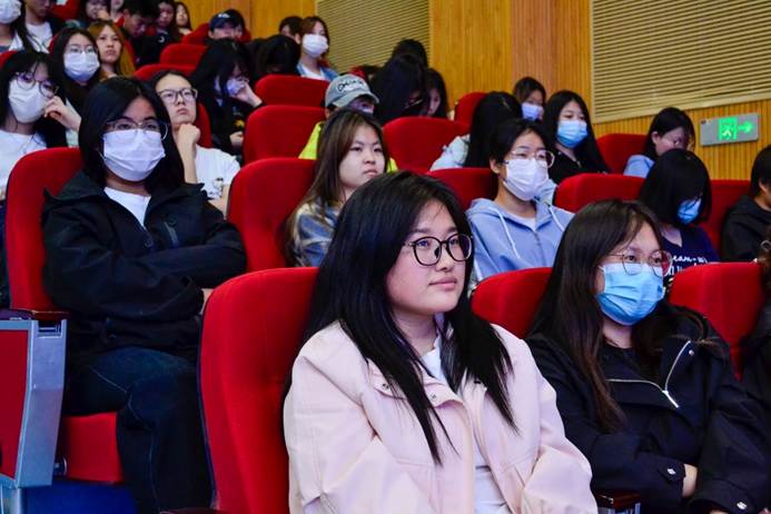 本次讲座不仅深度解读了 2025 年