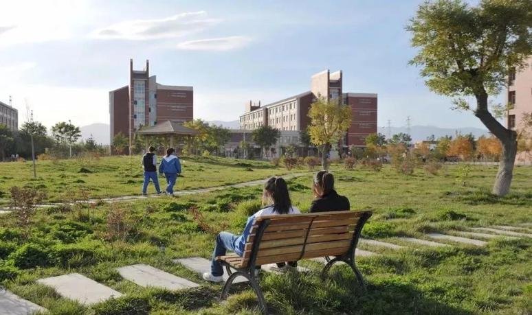 与台湾大仁科技大学共建物联网应用技术